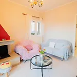 Σπίτι διακοπών Modern 3 Bed With Balconies And Sea Access *