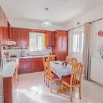 Modern 3 Bed With Balconies And Sea Access * Vrakhnaíika