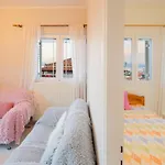 Modern 3 Bed With Balconies And Sea Access