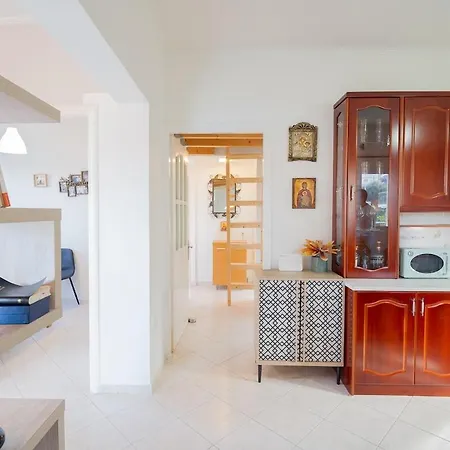 Modern 3 Bed With Balconies And Sea Access 펜션 Vrakhnaiika