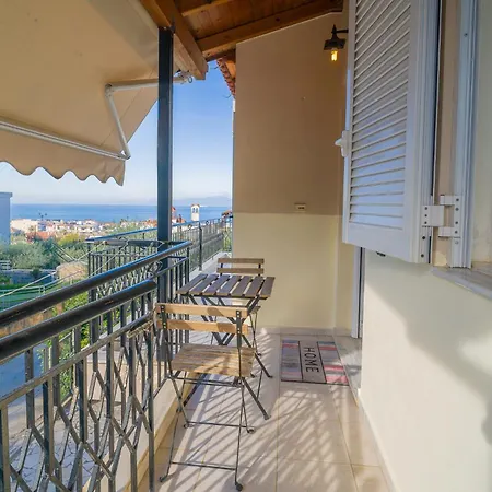 Modern 3 Bed With Balconies And Sea Access * Vrakhnaíika